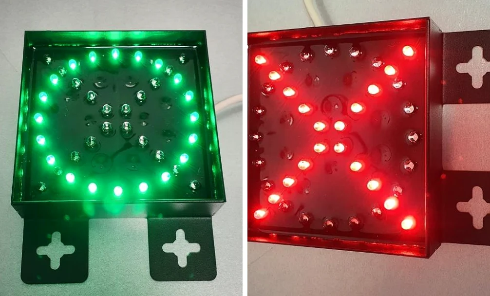 Feux lumineux à LED verts et rouges conçus sur mesure